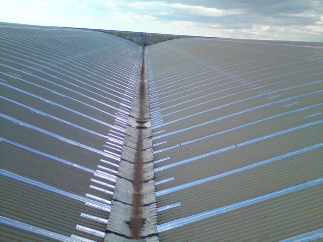 Reparos em telhados industriais